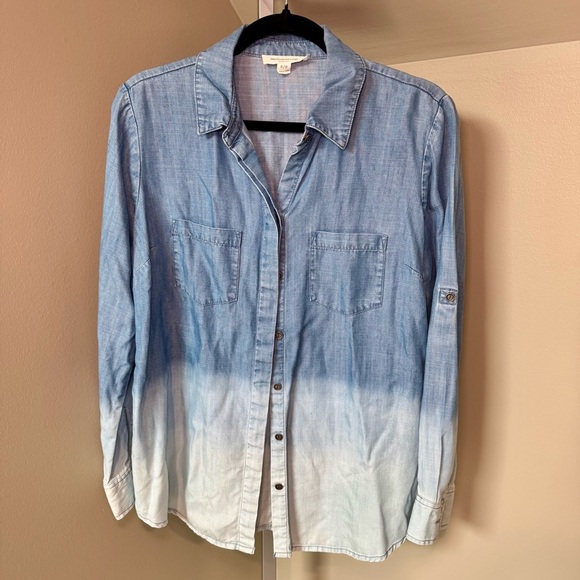 Beach Lunch Lounge Shirt Womens S Blue Dip Dye Chambray Button Front Long Sleeve - Picture 1 of 5